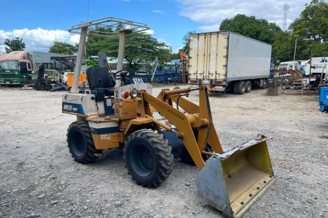 KOMATSU WA20-1 WHEEL LOADER