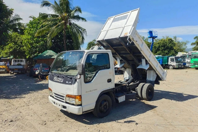 ISUZU ELF MINI DUMP TRUCK